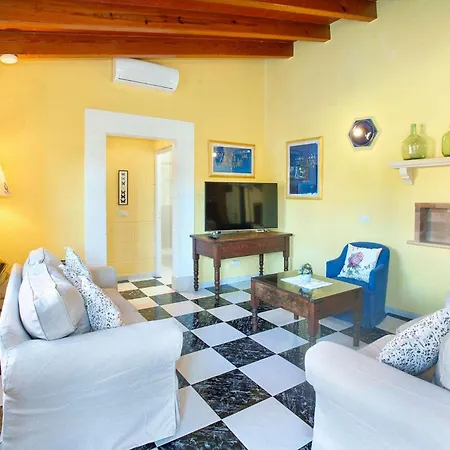 Fullos De Na Torres By Vintage Travel Villa