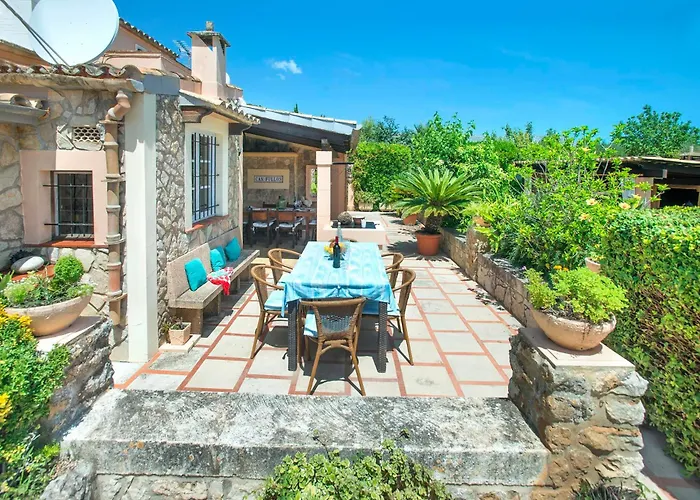 Villa Fullos De Na Torres By Vintage Travel Pollença