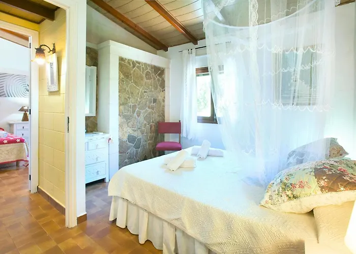 Villa Fullos De Na Torres By Vintage Travel Pollença